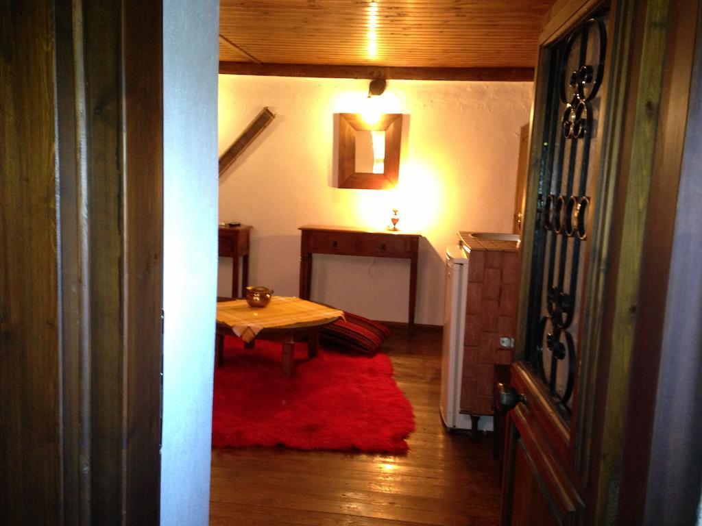 Guesthouse Eleni Palaios Panteleimonas Rum bild
